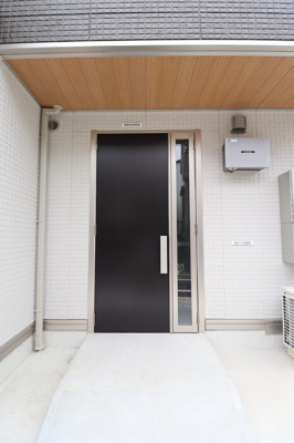 【エントランス】 | グラナーデ東新町