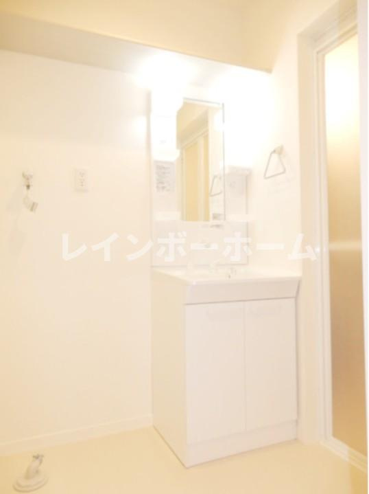 Briller Plumeの洗面所