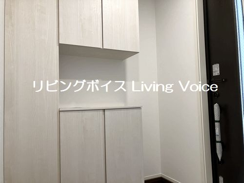 【玄関】 | 【仲介手数料０円】相模原市緑区二本松4丁目　中古一戸建て　1号棟　 | 施工例　相模原市緑区二本松4丁目　全20棟