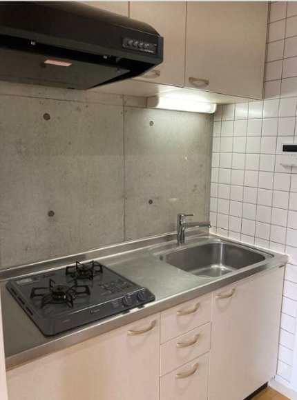 ラティエラ祐天寺　礼金0　宅配BOX　ウォークインクロゼットのキッチン