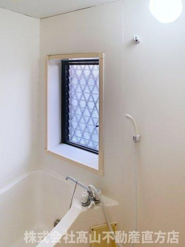 ミュルアコートの浴室