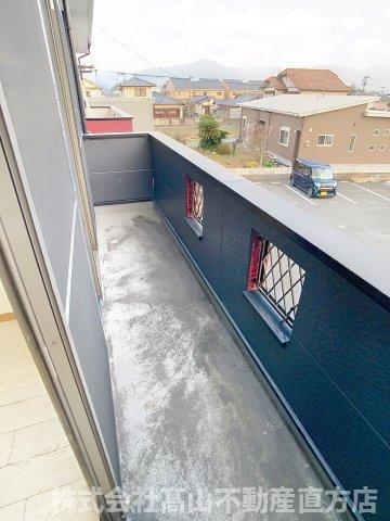 ミュルアコートのバルコニー