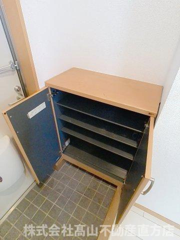 ミュルアコートの収納