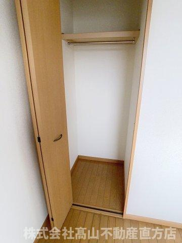 ミュルアコートの収納