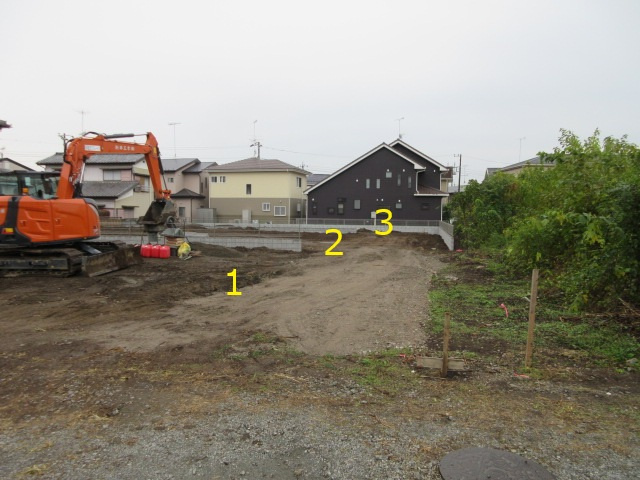 【仲介手数料無料】新築戸建　寄居町桜沢587-1（全3棟）の前面道路含む現地写真