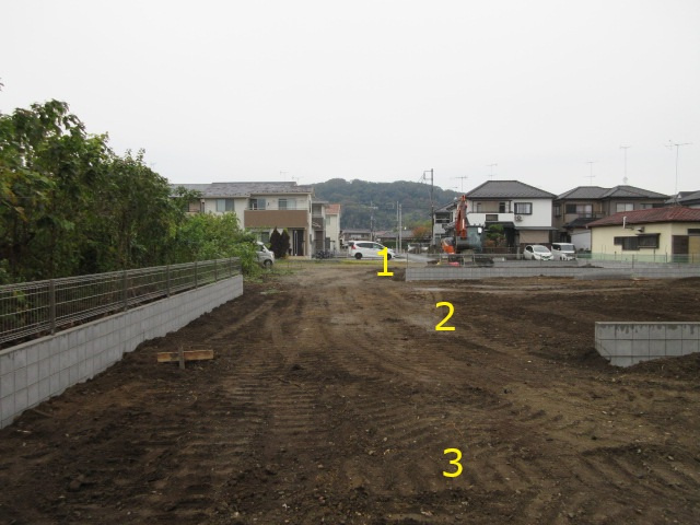 【仲介手数料無料】新築戸建　寄居町桜沢587-1（全3棟）の前面道路含む現地写真