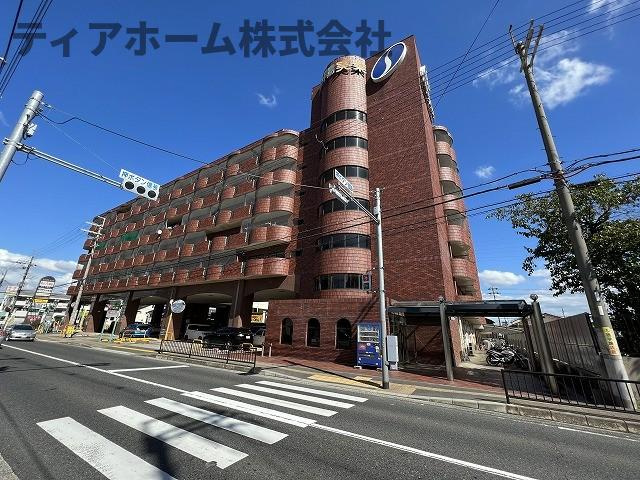 大和高田市神楽３丁目のアパートの外観