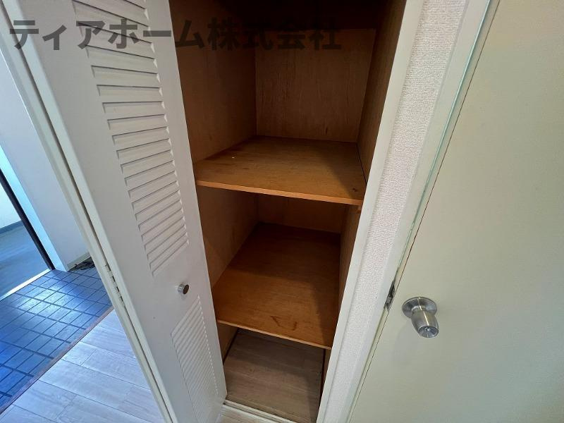 大和高田市神楽３丁目のアパートの収納