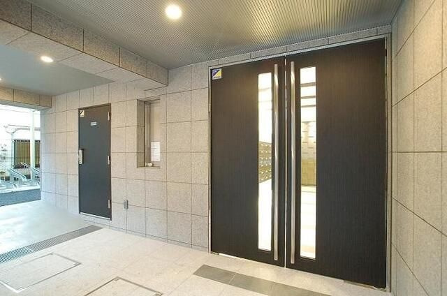 グランドコンシェルジュ上池袋のエントランス