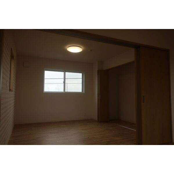 Garage House 森岡の居間・リビング