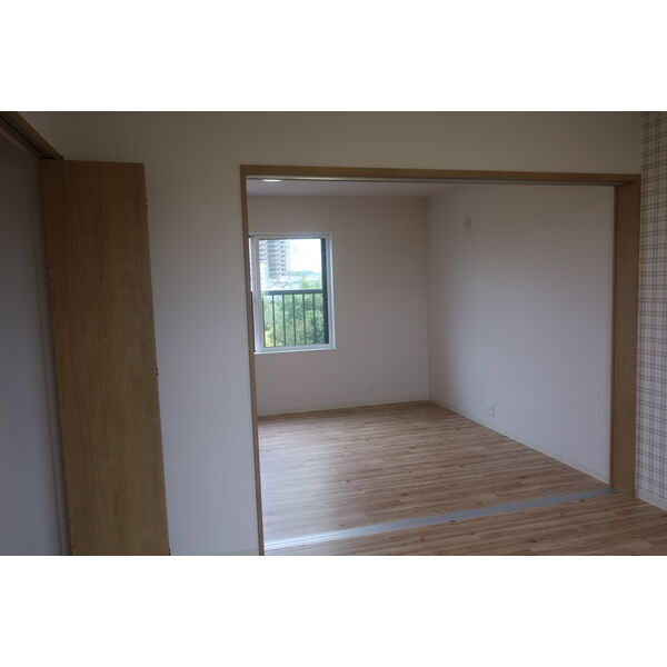 Garage House 森岡の居間・リビング