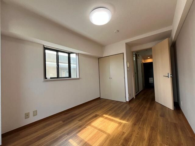 Ｔ．Ｍ．Ｆの洋室