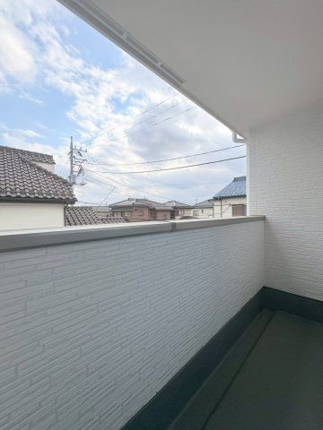 坂戸市鶴舞2丁目　新築分譲　東武越生線『一本松駅』徒歩18分　【浅羽野小学区】のバルコニー