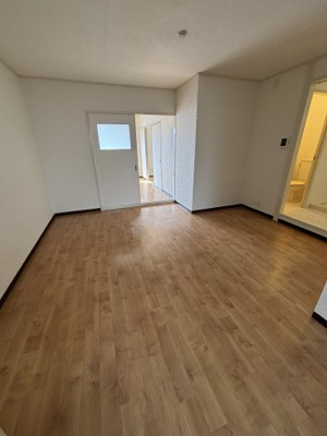 【居間・リビング】 | サンエス原田