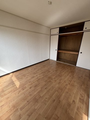 【洋室】 | サンエス原田