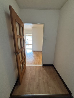 【玄関】 | サンエス原田