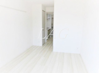 【居間・リビング】 | ＭＡＸＩＶ百合ヶ丘 | 洋室のお部屋です。