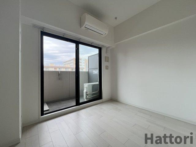 吹田市江坂町１丁目の賃貸マンションの居間・リビング