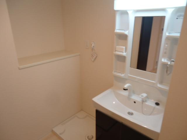 グランコリーヌⅡの洗面所|洗髪洗面化粧台（イメージ）