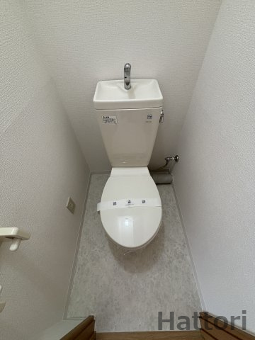 フローライト関大前のトイレ