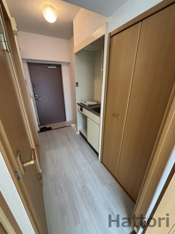 フローライト関大前の内装