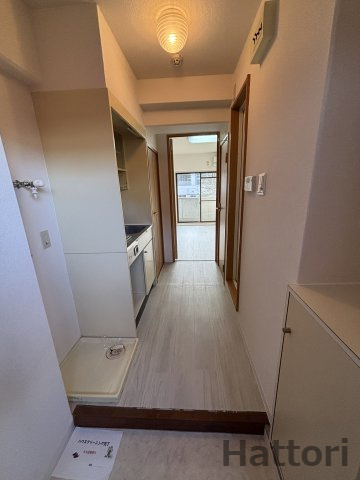 フローライト関大前の玄関