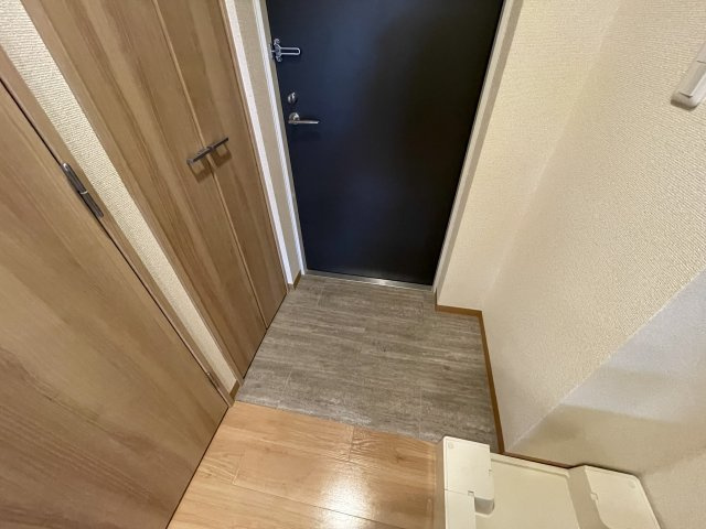 ドミールCity川口の玄関|※別号室の参考写真です。