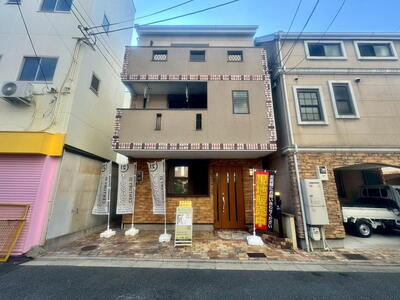 吹田市朝日町　中古戸建の前面道路含む現地写真|前面道路含む現地写真です