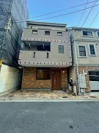 吹田市朝日町　中古戸建の前面道路含む現地写真|前面道路含む現地写真です