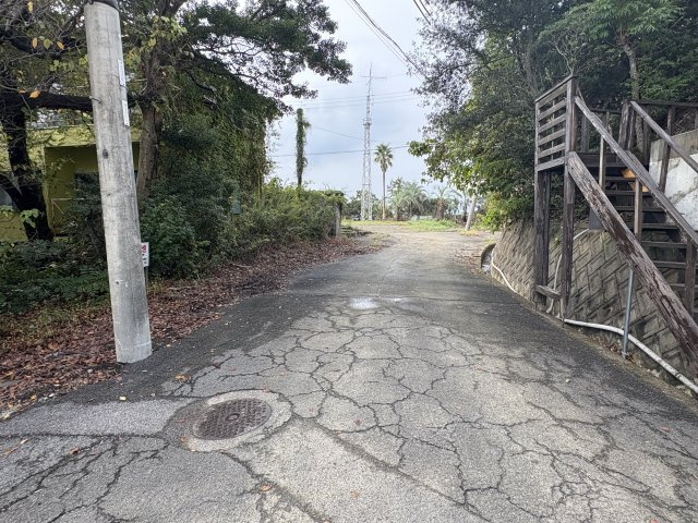 和歌山市加太・中古戸建・54715の前面道路含む現地写真