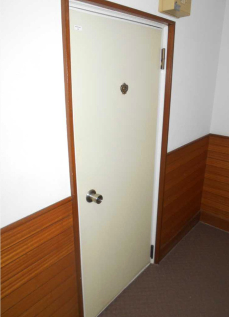 FHハウス　礼金０　ロフト　駐輪場の玄関