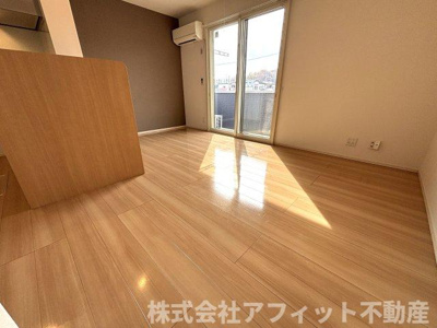 【居間・リビング】 | 暁雲