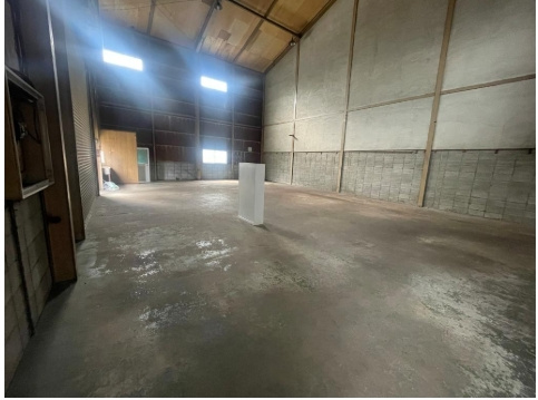 東大阪市菱江２丁目倉の内装