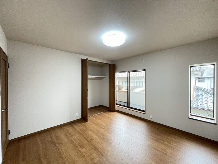 神戸市西区美賀多台5丁目戸建の洋室