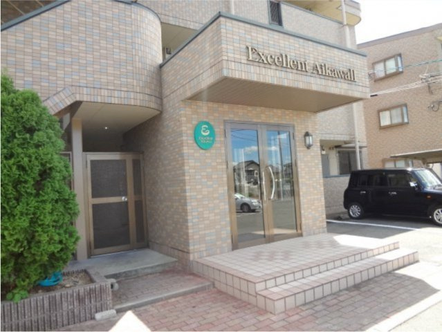 エクセレント合川Iのエントランス|落ち着いたエントランスです