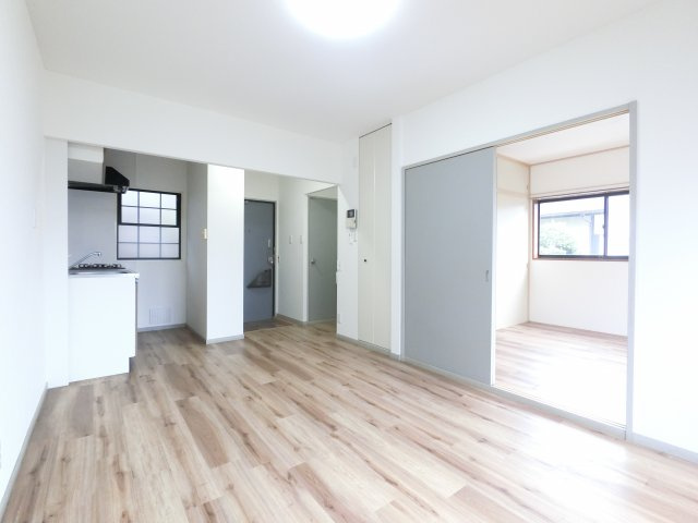 【居間・リビング】