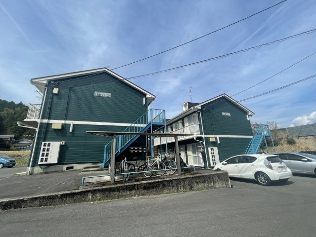 メゾン・ジュメールB棟の外観