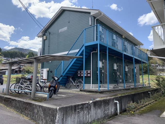 メゾン・ジュメールB棟の外観