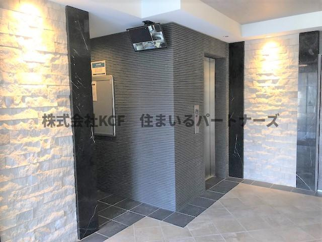 グランシャリオ諏訪野のロビー|清潔なロビーです