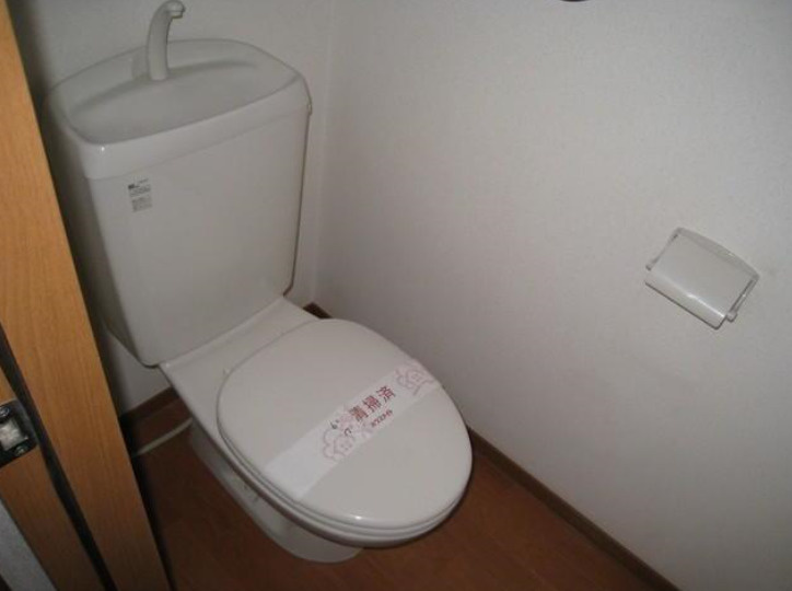 TSコートのトイレ|清潔感のあるトイレです