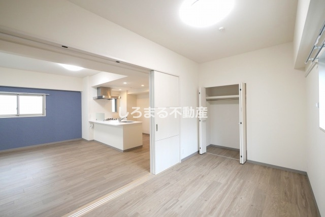 シークレフ北浜の居間・リビング