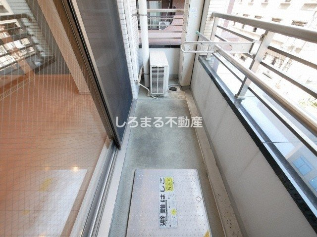ブラービ南船場のバルコニー
