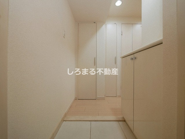 ブラービ南船場の玄関