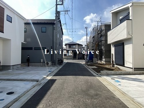 【前面道路含む現地写真】 | 茅ヶ崎市浜須賀　新築一戸建て　全9棟 | 茅ヶ崎市浜須賀　新築一戸建て　全9棟