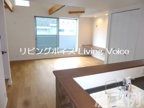 【居間・リビング】 | 茅ヶ崎市浜須賀　新築一戸建て　全9棟 | 茅ヶ崎市浜須賀　新築一戸建て　全9棟