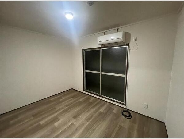 ナカジョウマンションの寝室