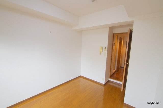 エスリード梅田東　仲介手数料無料の洋室