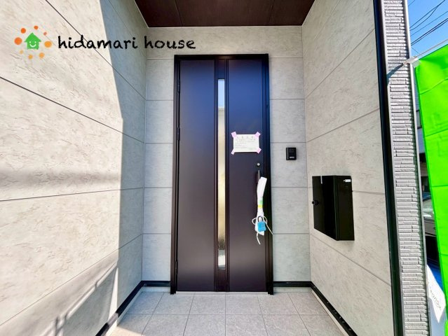 上尾市小泉3期　新築戸建　クラフトピット01の玄関