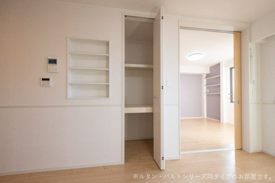 【居間・リビング】 | コリーナアルモF