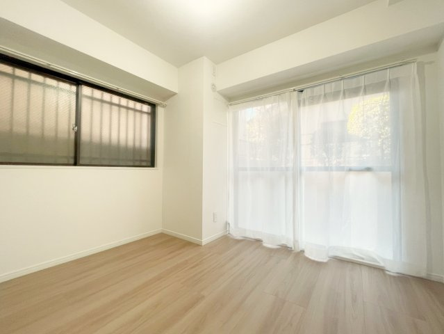 ライオンズマンション東川口第2の洋室|スタンダードな洋室です